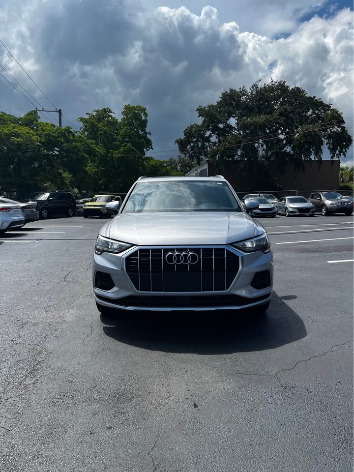 2021 Audi Q3 — photo 2