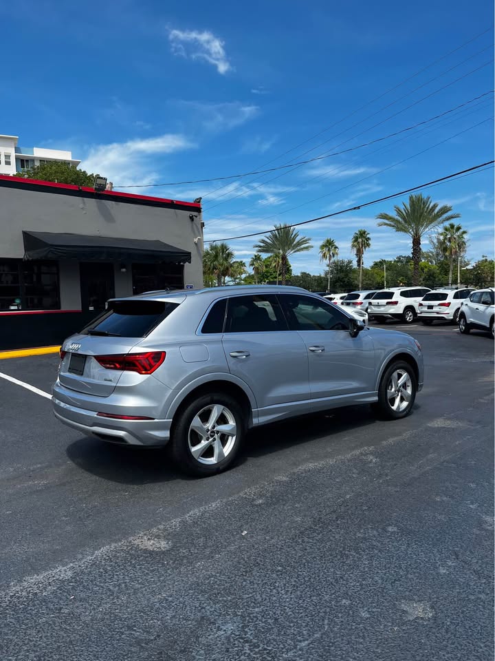 2021 Audi Q3 — photo 4