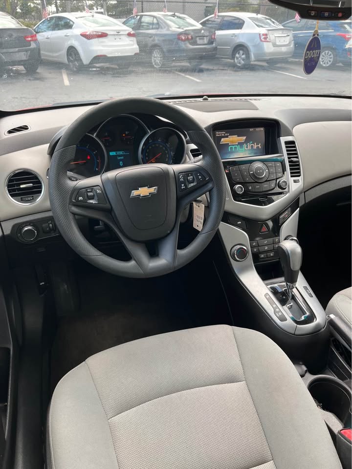 2016 Chevrolet Cruze Limited — photo 6