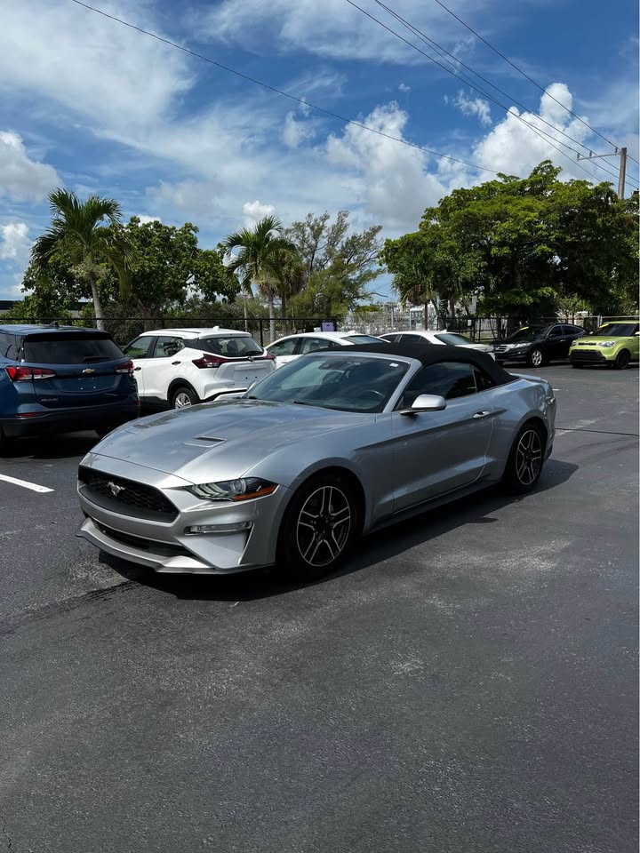 2021 Ford Mustang — photo 3