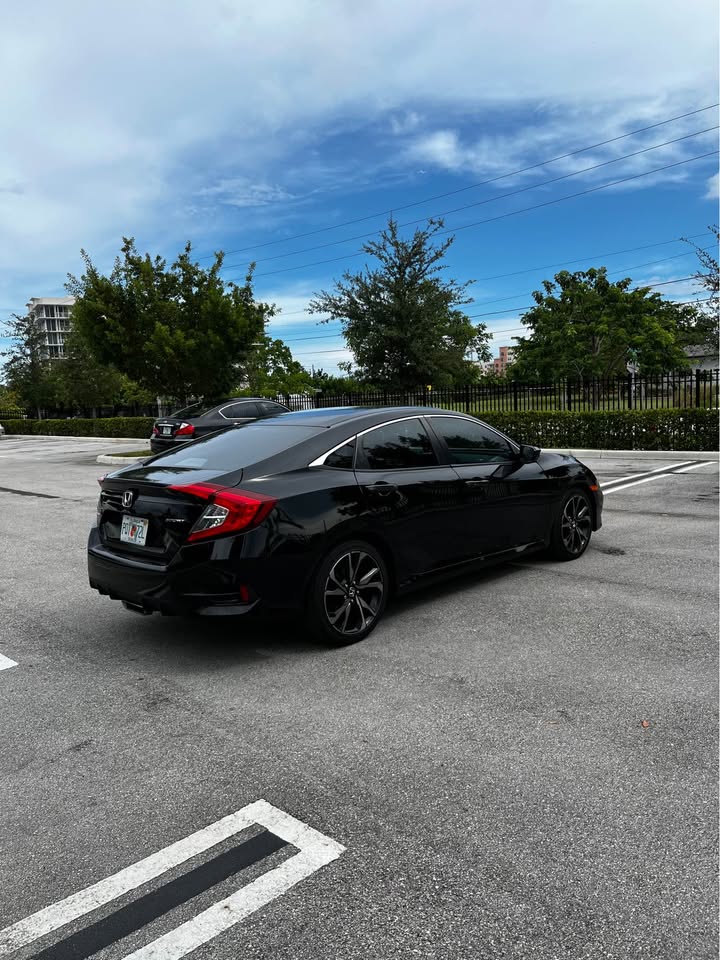 2021 Honda Civic — photo 4