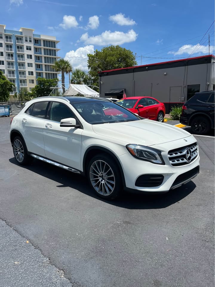 2018 Mercedes-Benz GLA 250 — photo 3