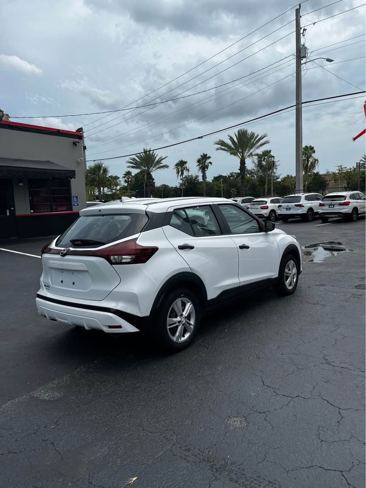 2022 Nissan Kicks — photo 4