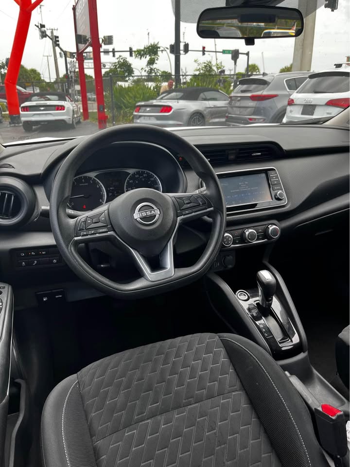 2022 Nissan Kicks — photo 8