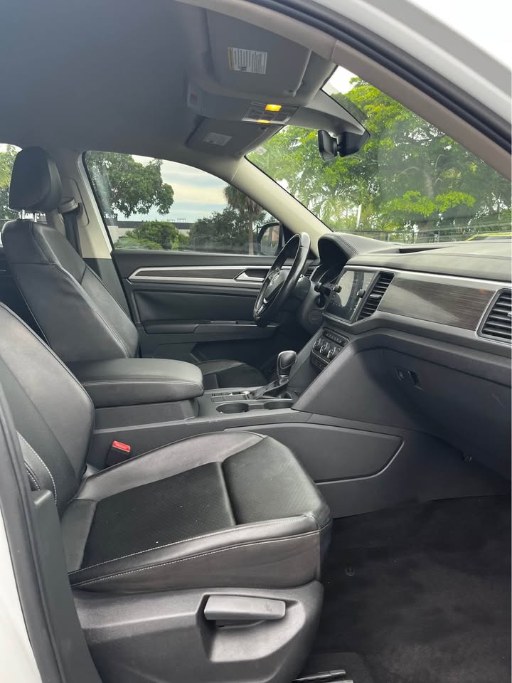 2018 Volkswagen Atlas — photo 10