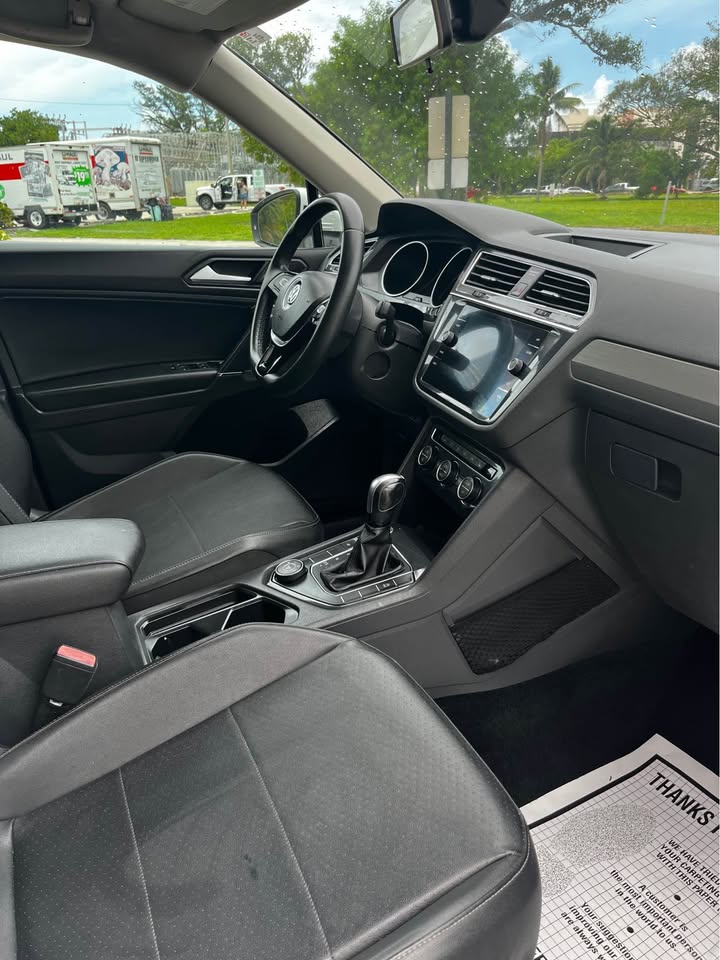 2020 Volkswagen Tiguan — photo 8